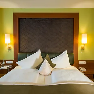 4* Hotel König